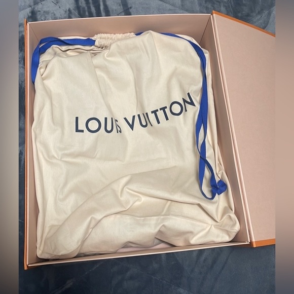 Louis Vuitton Christopher Backpack PM - Picture 13 of 16